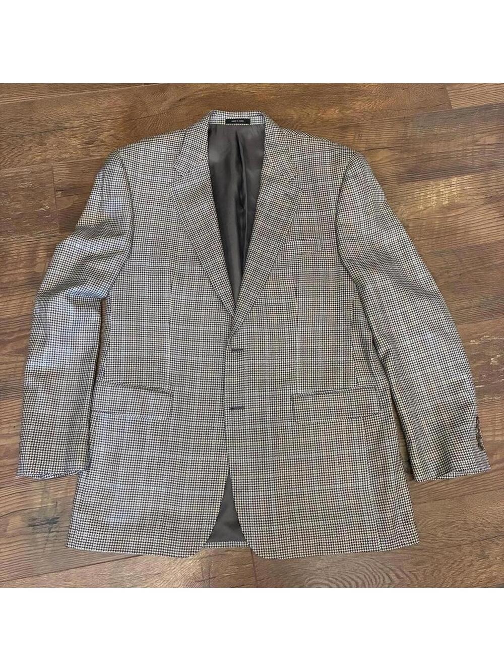 Chaps gray and white houndstooth 100% silk blazer